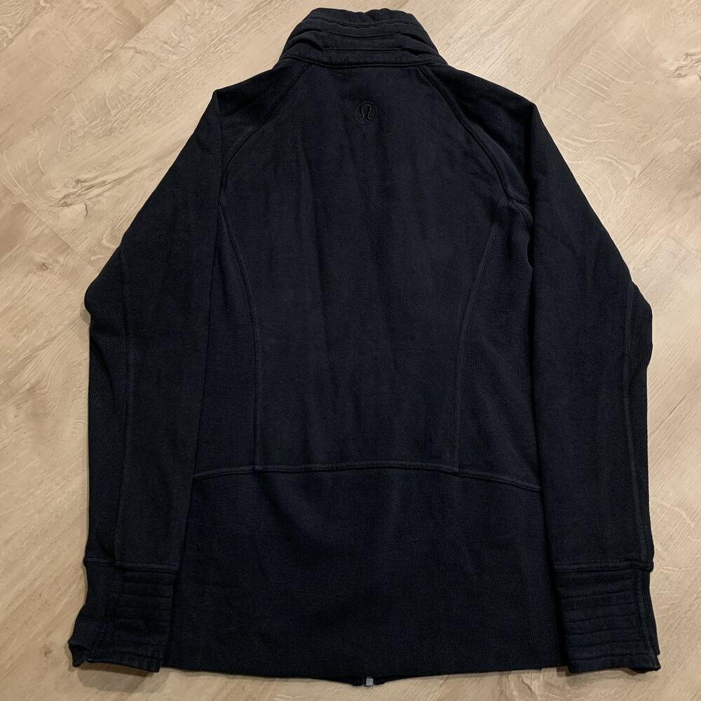 Lululemon Radiant II Jacket Women's 10 Black Full Zip High Neck Activewear - Picture 6 of 8